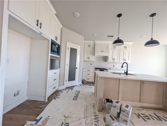 4916 Farmhouse Street, Springdale, AR 72762