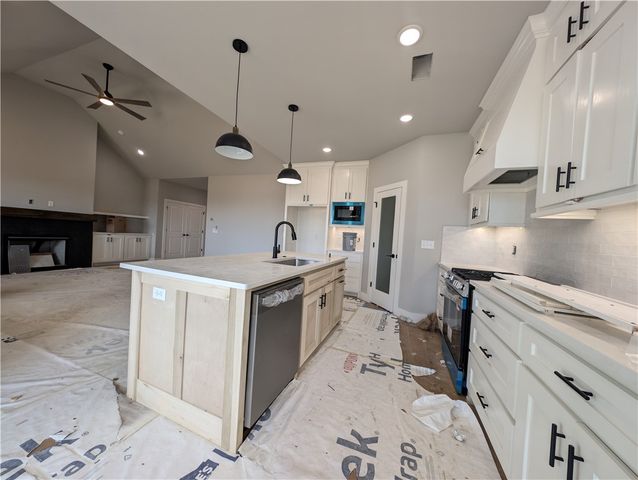 4916 Farmhouse Street, Springdale, AR 72762