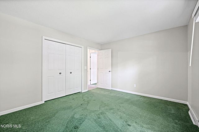 4538 Woodbriar Dr, Toledo, OH 43623