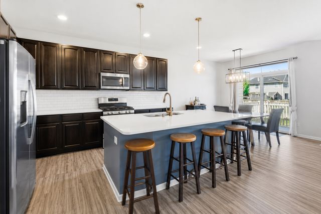 1024 Sunflower Street, South Elgin, IL 60177