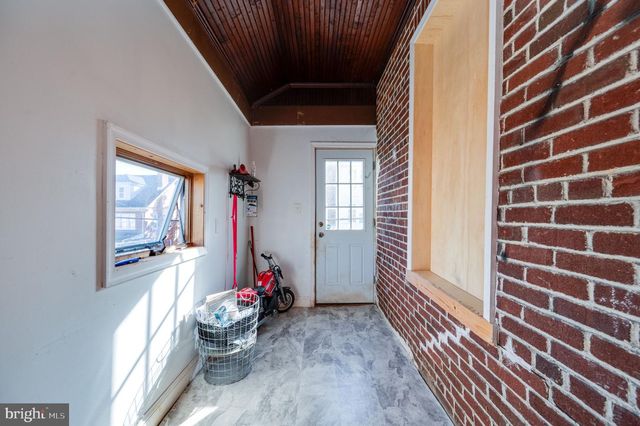 2337 FAIRVIEW AVE, Reading, PA 19606