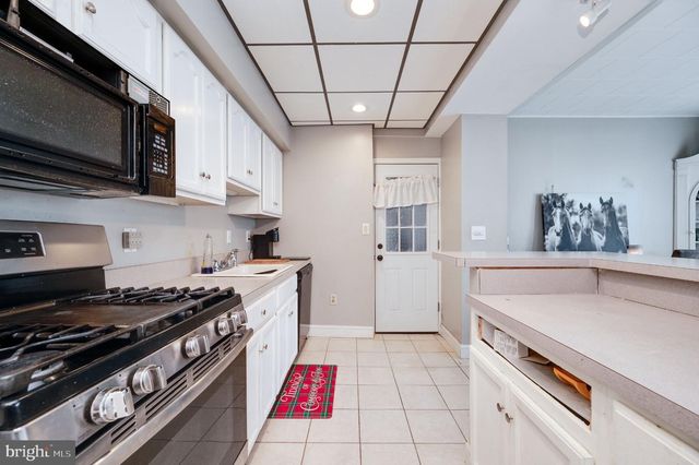 2337 FAIRVIEW AVE, Reading, PA 19606