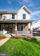 2337 FAIRVIEW AVE, Reading, PA 19606