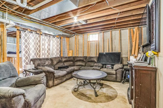 1925 K 18 Hwy, Bennington, KS 67422