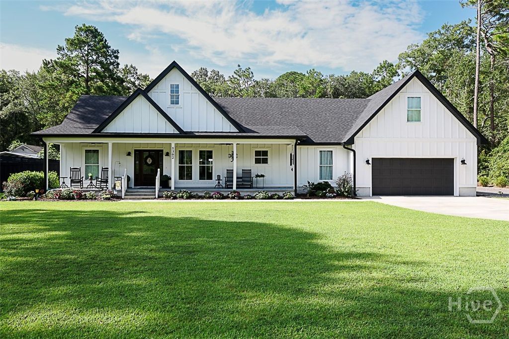 Image 2 of property listing at 5302 McCall Road, Rincon, GA 31326