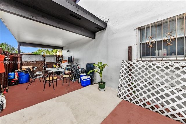 5287 NW 193rd Ln, Miami Gardens, FL 33055