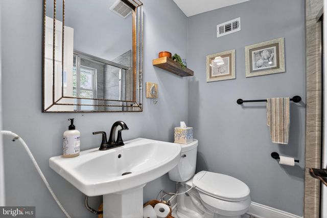 501 LOVE POINT RD, Stevensville, MD 21666
