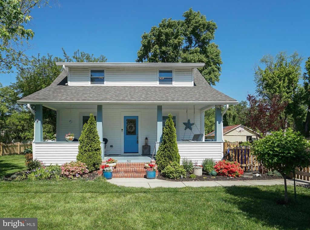 Image 1 of property listing at 501 LOVE POINT RD, Stevensville, MD 21666