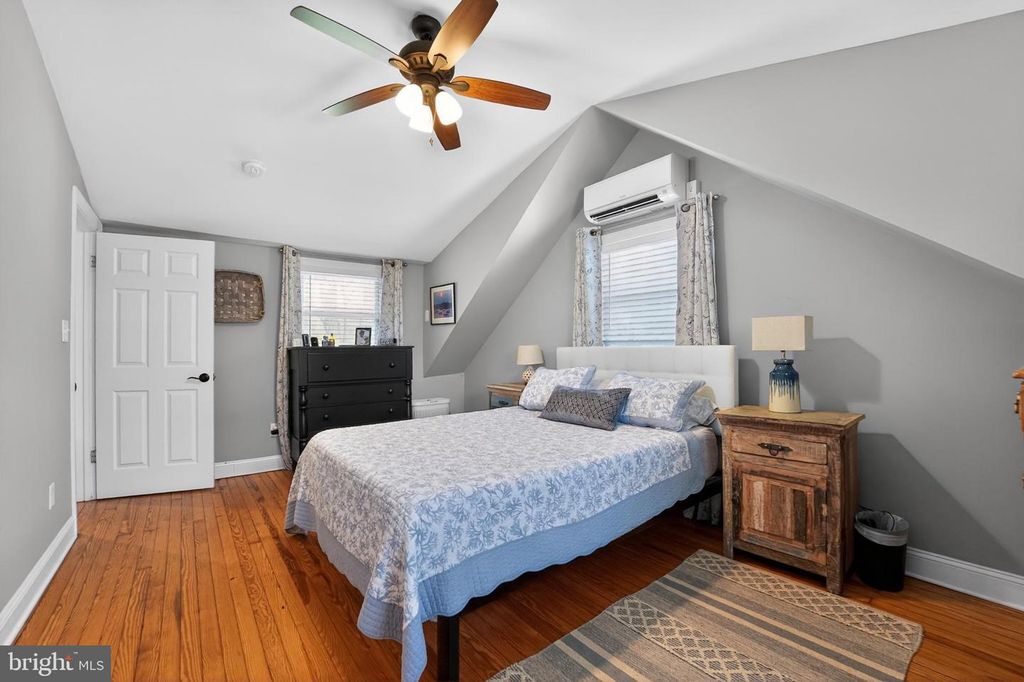 Image 33 of property listing at 501 LOVE POINT RD, Stevensville, MD 21666