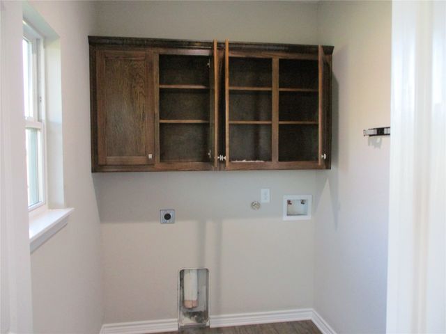 207 Mill Street, Emory, TX 75440