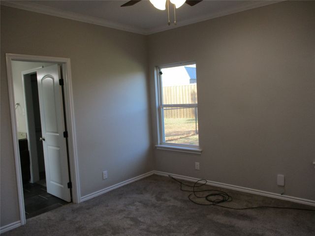 207 Mill Street, Emory, TX 75440