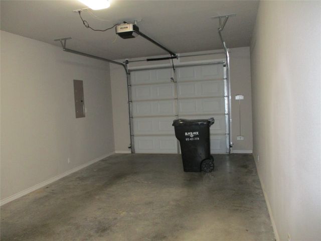 207 Mill Street, Emory, TX 75440