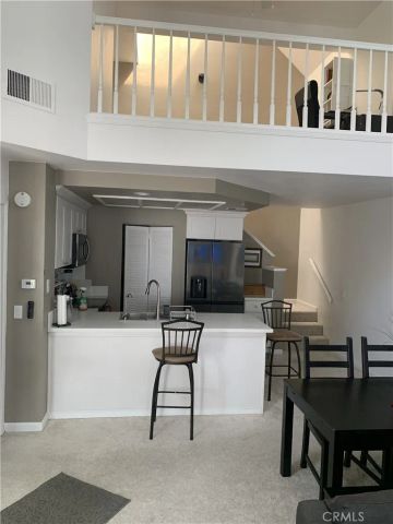 41 Fallingstar 28, Irvine, CA 92614
