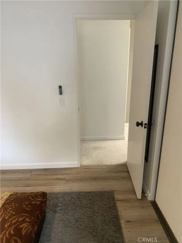 41 Fallingstar 28, Irvine, CA 92614