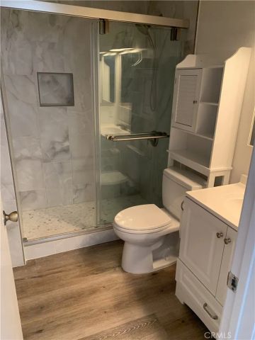 41 Fallingstar 28, Irvine, CA 92614