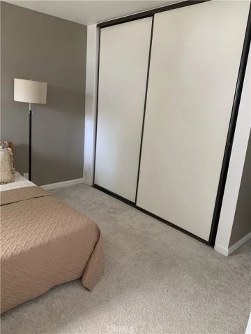 41 Fallingstar 28, Irvine, CA 92614