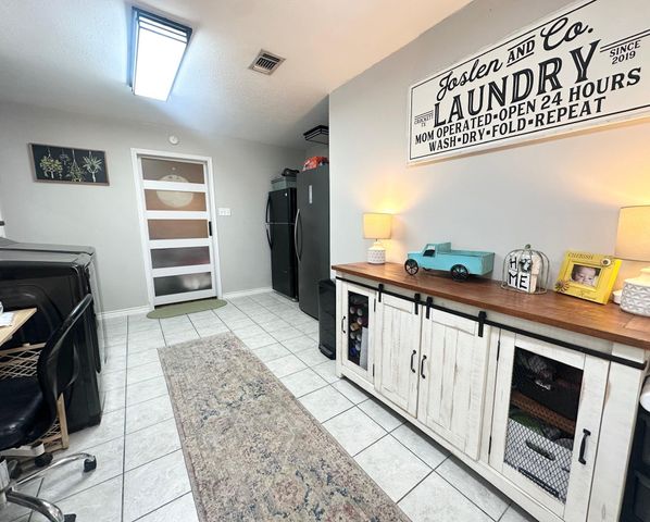 1308 Hagan Street, Crockett, TX 75835