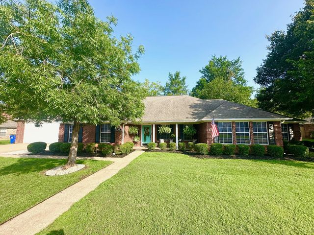 1308 Hagan Street, Crockett, TX 75835