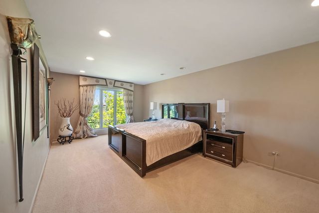 3810 Mission Hills Road 401, Northbrook, IL 60062