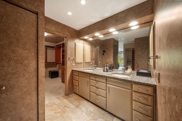 3810 Mission Hills Road 401, Northbrook, IL 60062