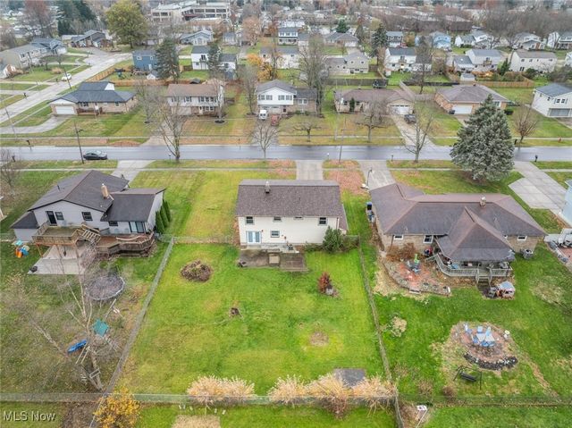 4083 Regal Avenue, Brunswick, OH 44212