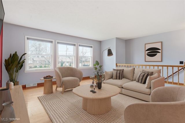 4083 Regal Avenue, Brunswick, OH 44212