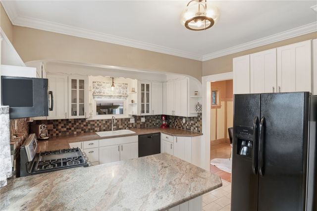 42 Laurelton Road, Rochester, NY 14609