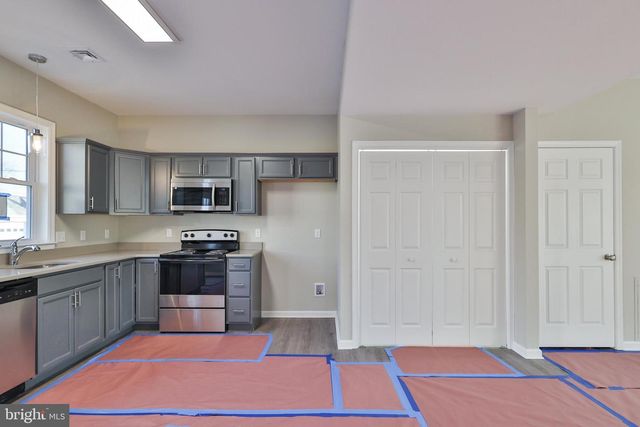 903 N GRAHAM ST, Allentown, PA 18109