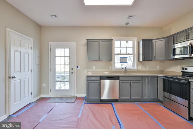 903 N GRAHAM ST, Allentown, PA 18109