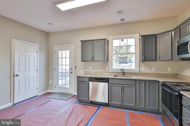 903 N GRAHAM ST, Allentown, PA 18109