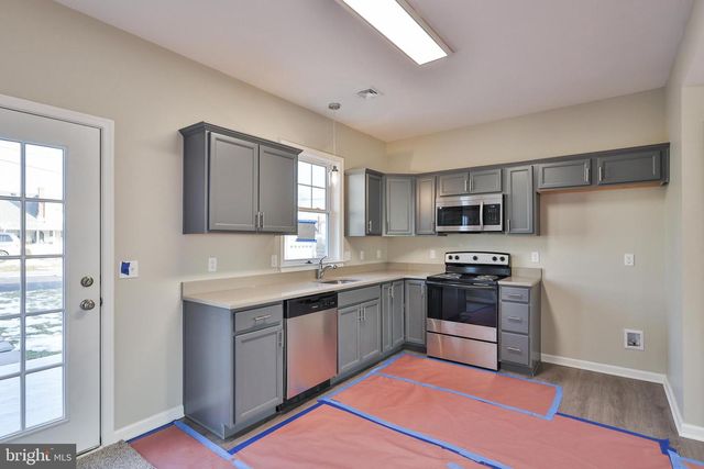 903 N GRAHAM ST, Allentown, PA 18109