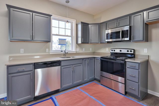 903 N GRAHAM ST, Allentown, PA 18109