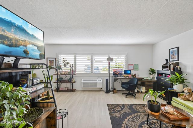 222 14TH Avenue 107D, Jacksonville Beach, FL 32250