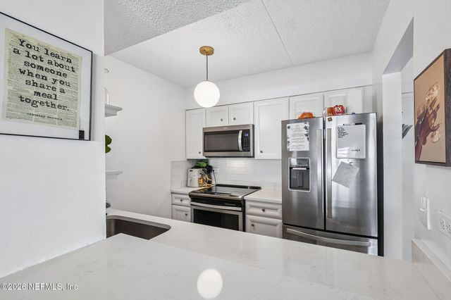 222 14TH Avenue 107D, Jacksonville Beach, FL 32250