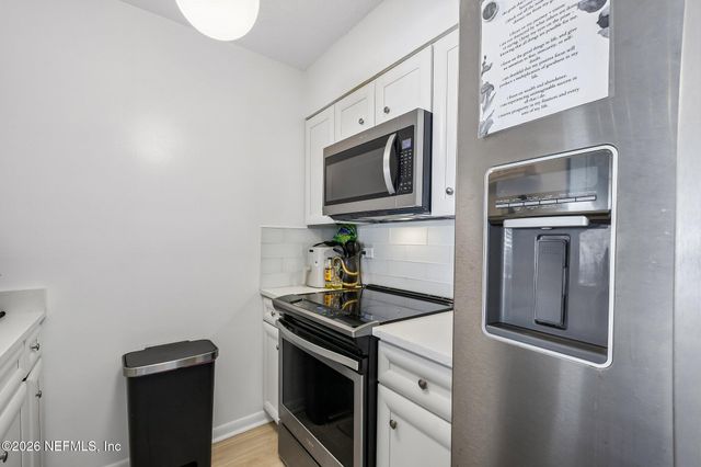 222 14TH Avenue 107D, Jacksonville Beach, FL 32250
