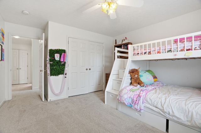 218 Spring Valley Rd, Hendersonville, TN 37075