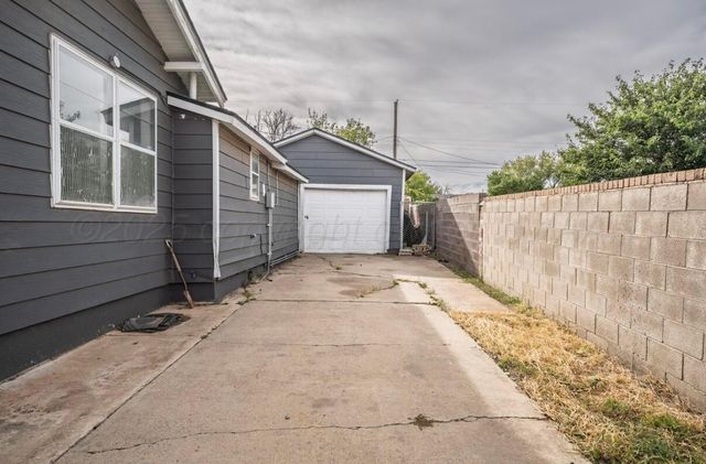 1929 NW 15TH Avenue, Amarillo, TX 79107