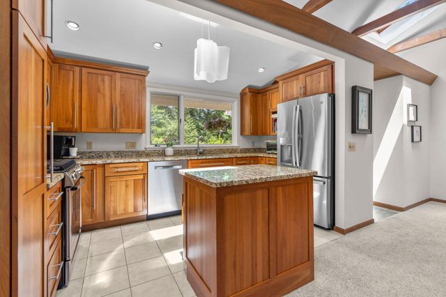 261 Fells Pond Road, Mashpee, MA 02649