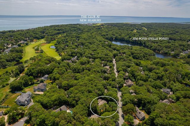261 Fells Pond Road, Mashpee, MA 02649