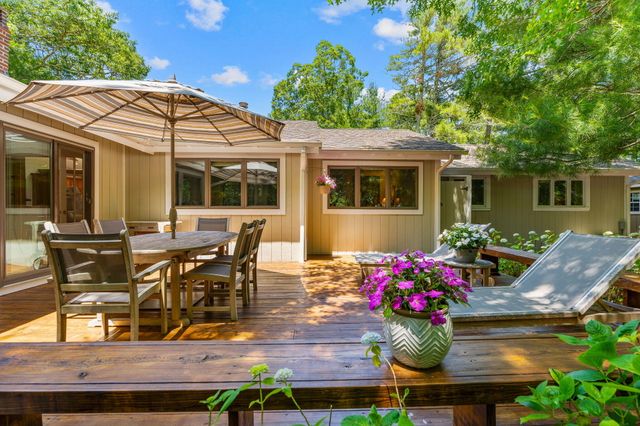 261 Fells Pond Road, Mashpee, MA 02649