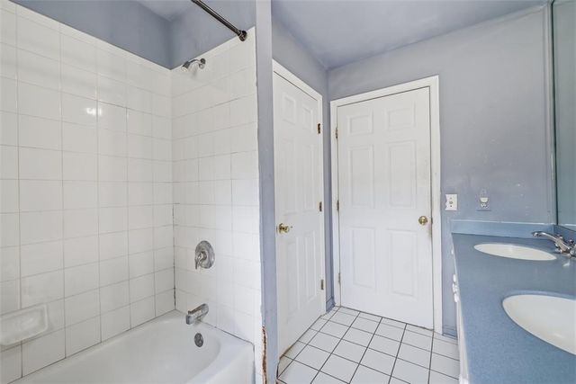114 Hilda Court, East Stroudsburg, PA 18301