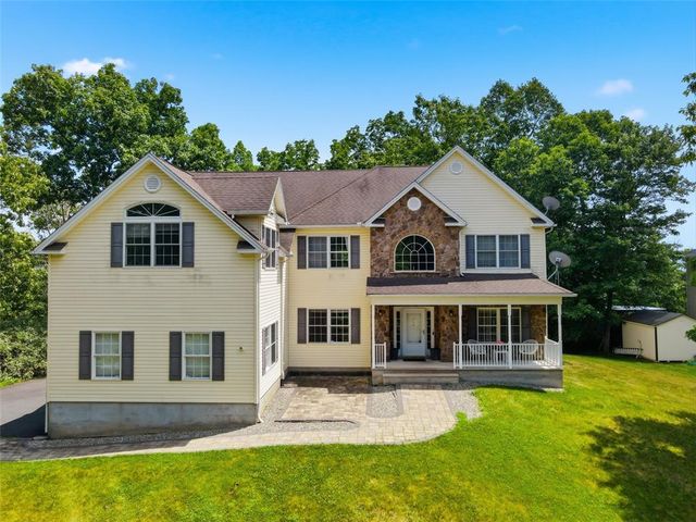 114 Hilda Court, East Stroudsburg, PA 18301