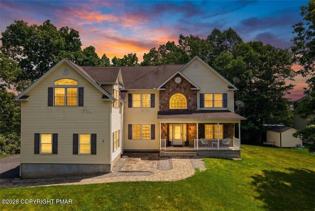 114 Hilda Court, East Stroudsburg, PA 18301
