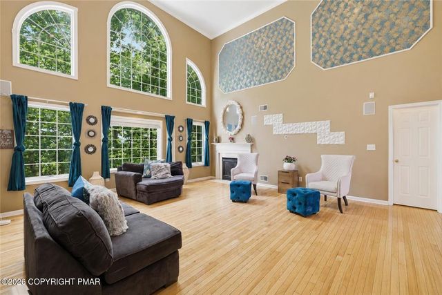 114 Hilda Court, East Stroudsburg, PA 18301