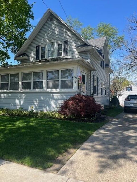 2663 Wyoming Avenue, Wyoming, MI 49519