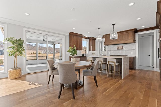 795 Irvin Lane SW, Rochester, MN 55902