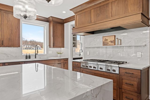 795 Irvin Lane SW, Rochester, MN 55902