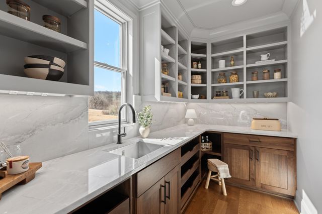 795 Irvin Lane SW, Rochester, MN 55902