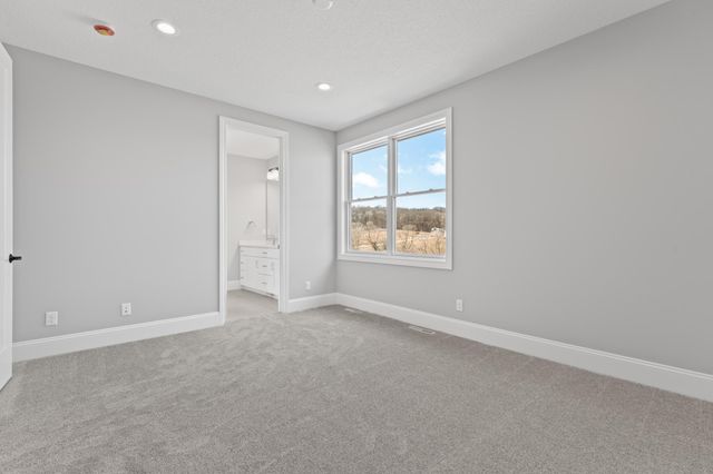 795 Irvin Lane SW, Rochester, MN 55902