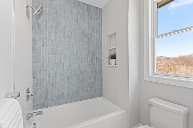 795 Irvin Lane SW, Rochester, MN 55902